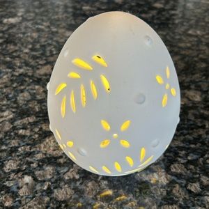 MAKE MARKET EASTER PRE-LIT EASTER EGG NWT